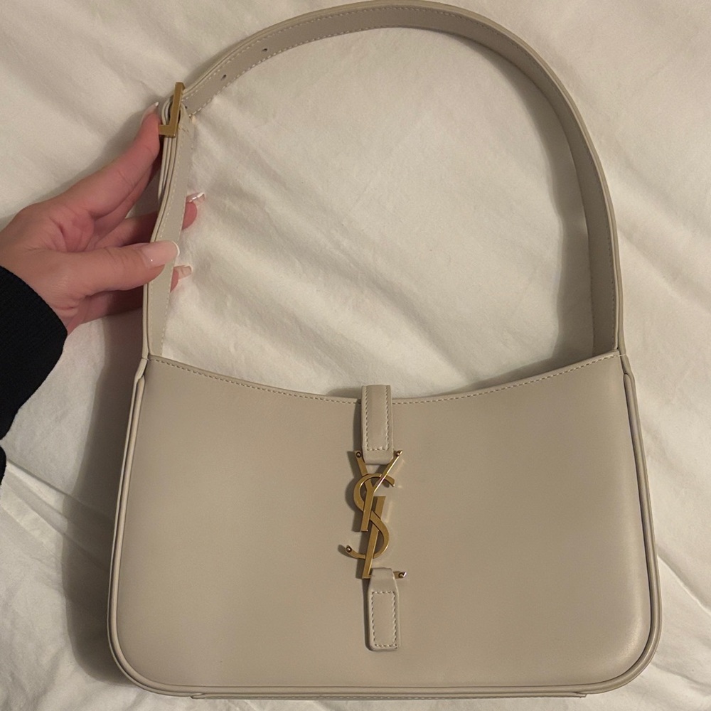 Yves Saint Laurent Sac hobo shoulder bag